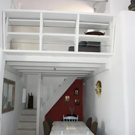 Villa Xenia With Private Jacuzzi Párosz